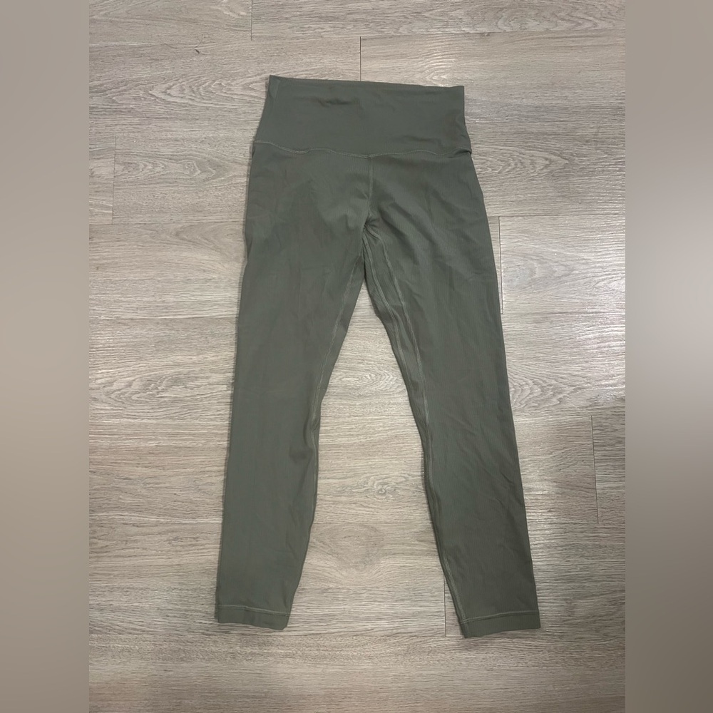 Lululemon ribbed align leggings